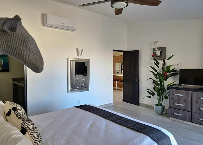 Unit 216-casa Ricardo-ocean View Renovated Holiday home